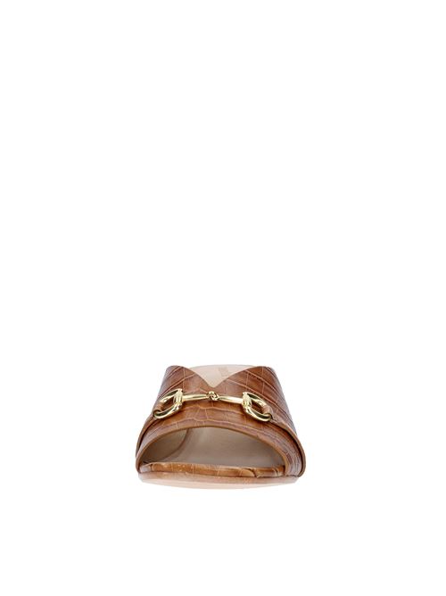  EMANUELLE VEE | 421M-411-11-COCCUOIO